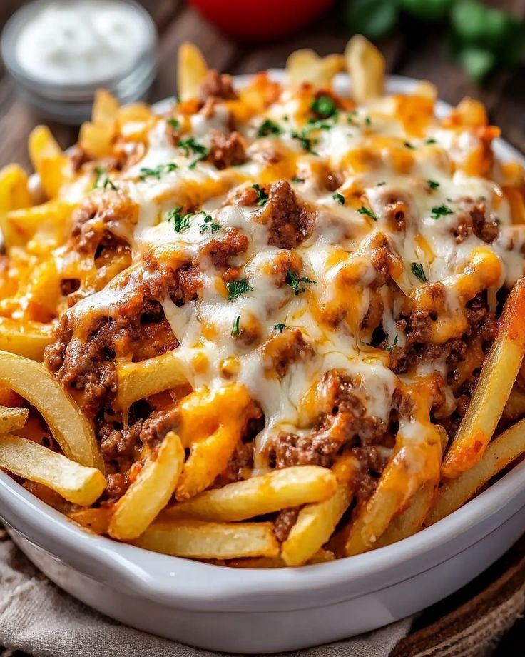 LOADED FRENCH FRIES PLATTER